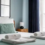 Apartment La Colline - Parking - By Prestiplace Tours