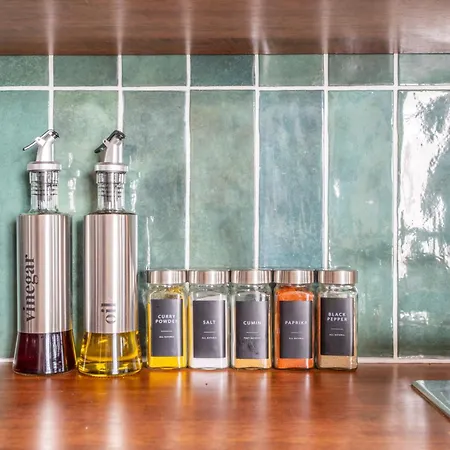 La Colline - Parking - By Prestiplace Daire