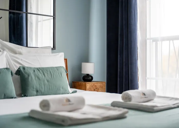 Apartman La Colline - Parking - By Prestiplace Tours